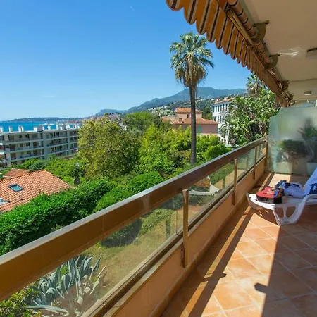 95c - 2p Terrasse Vue Et Parking Διαμέρισμα *